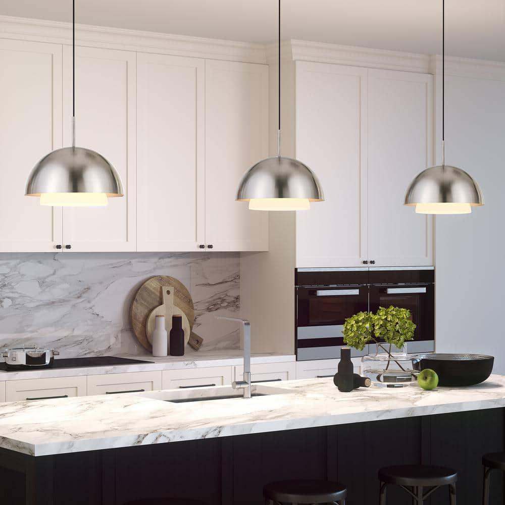 Evelyn&Zoe 15" Brushed Nickel Metal/Glass Pendant