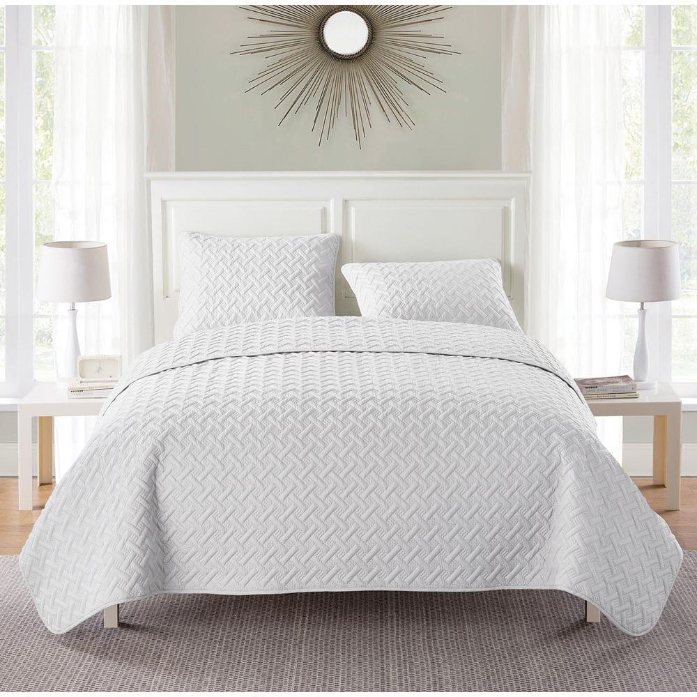 Nina Embossed Basketweave Quilt Set