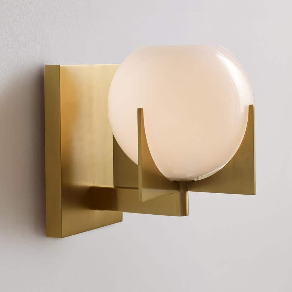 Sadaris 1 - Light Dimmable Armed Sconce