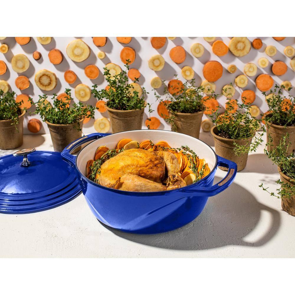 Lodge USA Enamel 7.5-Qt. Cast Iron Dutch Oven in Smooth Sailing Blue