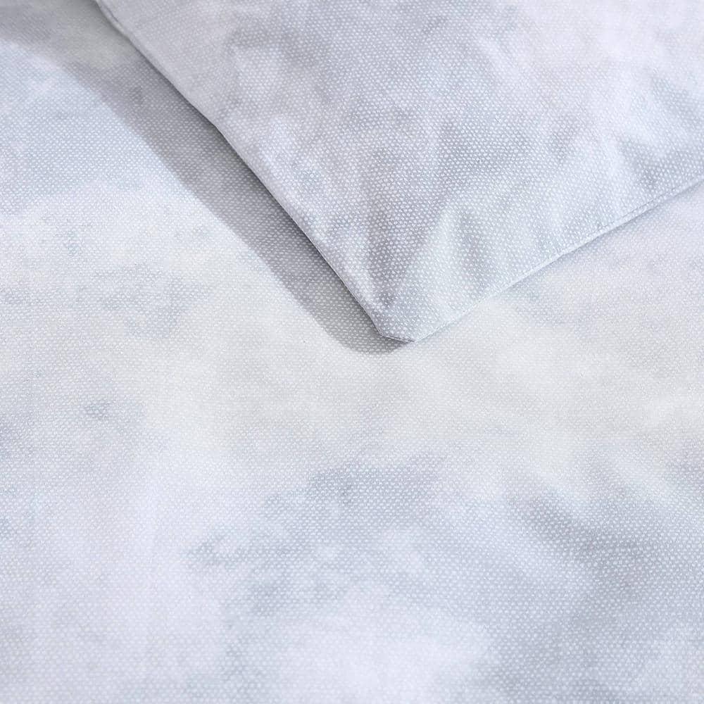 City Scene Gray/White Reversible 2 Piece Duvet Cover Set