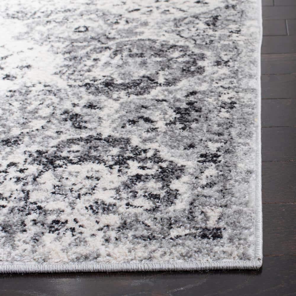SAFAVIEH Madison Judith Distressed Area Rug, Silver/Grey, 11' x 11' Square