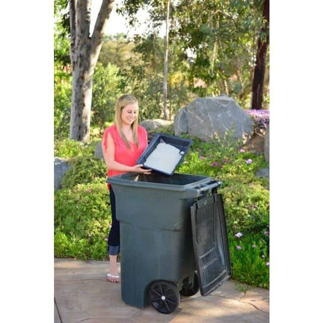 Black Rectangular Disposable Plastic Litter Trays, 50-Pack