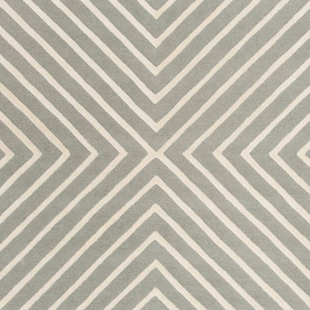 Safavieh Kids Pattern SFK920 Hand Tufted Indoor Area Rug - Grey/Ivory - 8'x10' - Safavieh