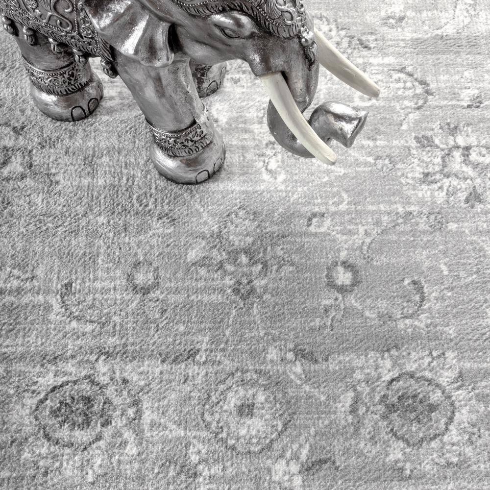 6'x6' Modern Persian Vintage Medallion Area Rug, Light Grey - JONATHAN Y