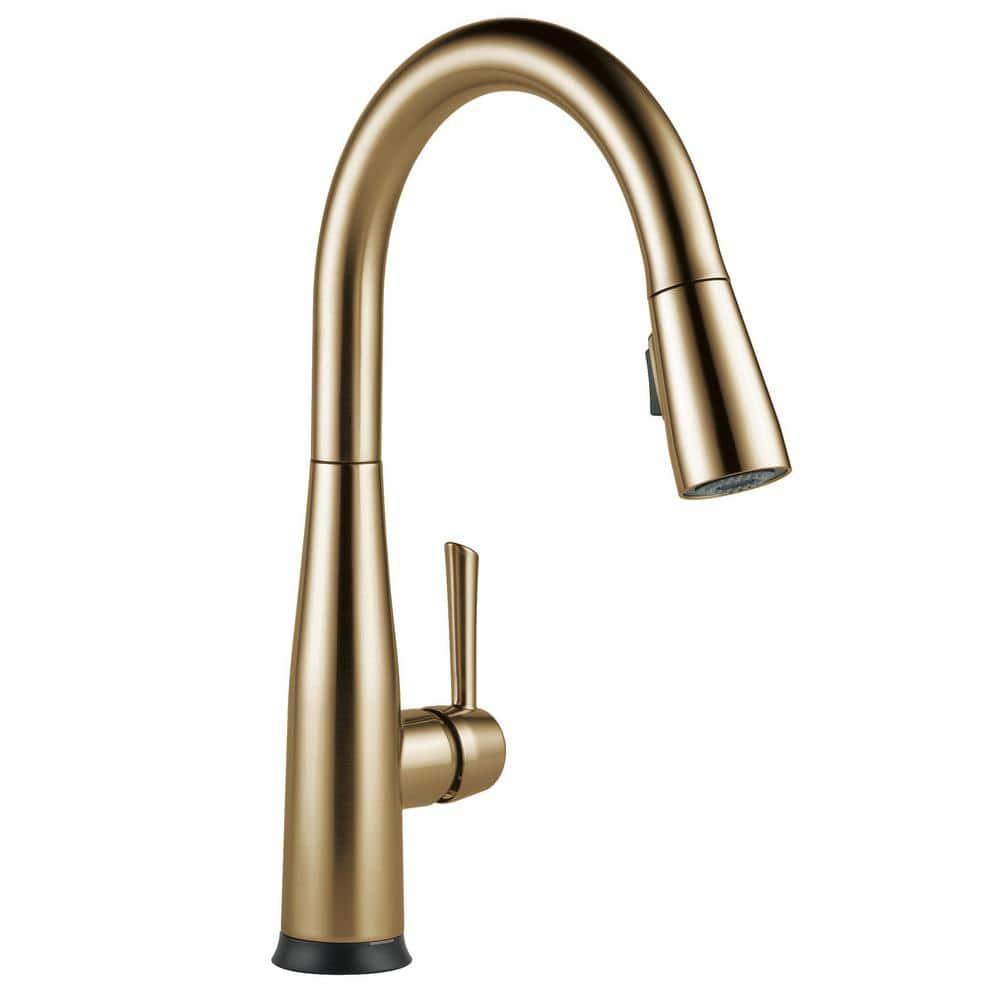 Essa Pull Down Single Handle Kitchen Faucet with MagnaTite Docking and Touch2O Technology