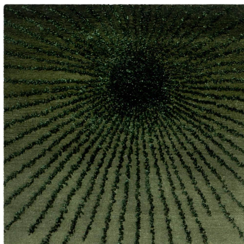 Soho SOH712 Hand Tufted Area Rug - Green/Multi - 8'3"x11' - Safavieh.