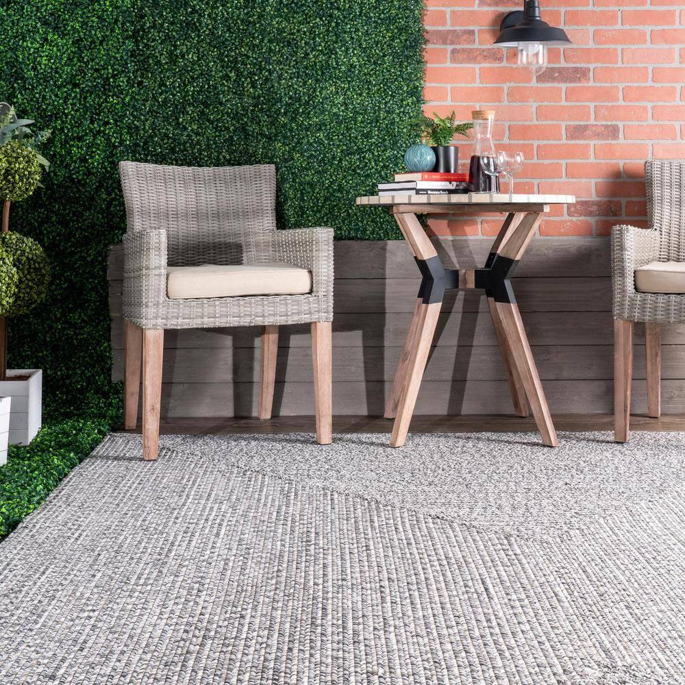 nuLOOM Wynn Braided Indoor/Outdoor Salt And Pepper 10' x 14' Casual Area Rug
