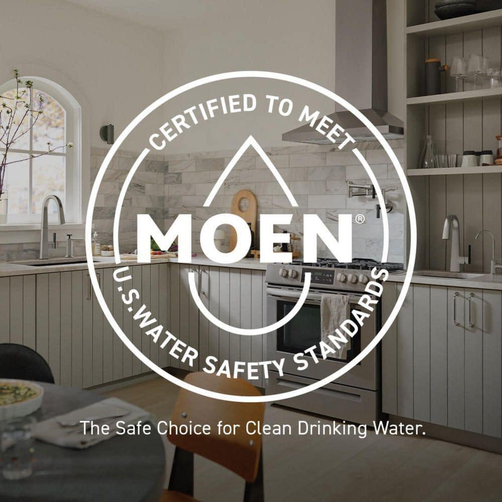 MOEN Brecklyn Single-Handle Pull-Out Sprayer Kitchen Faucet with Power Clean in Spot Resist Stainless