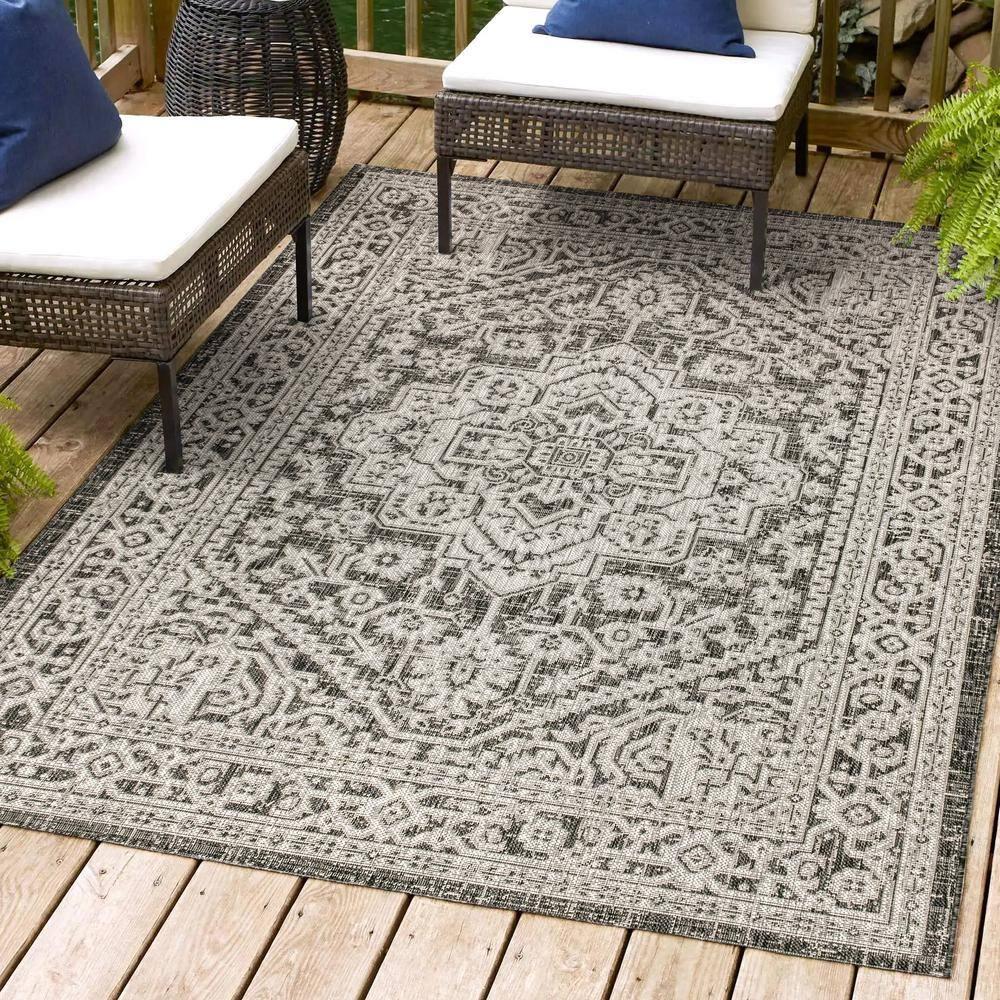 3'x5' Sinjuri Medallion Textured Weave Indoor/Outdoor Area Rug, Gray/Black - JONATHAN Y