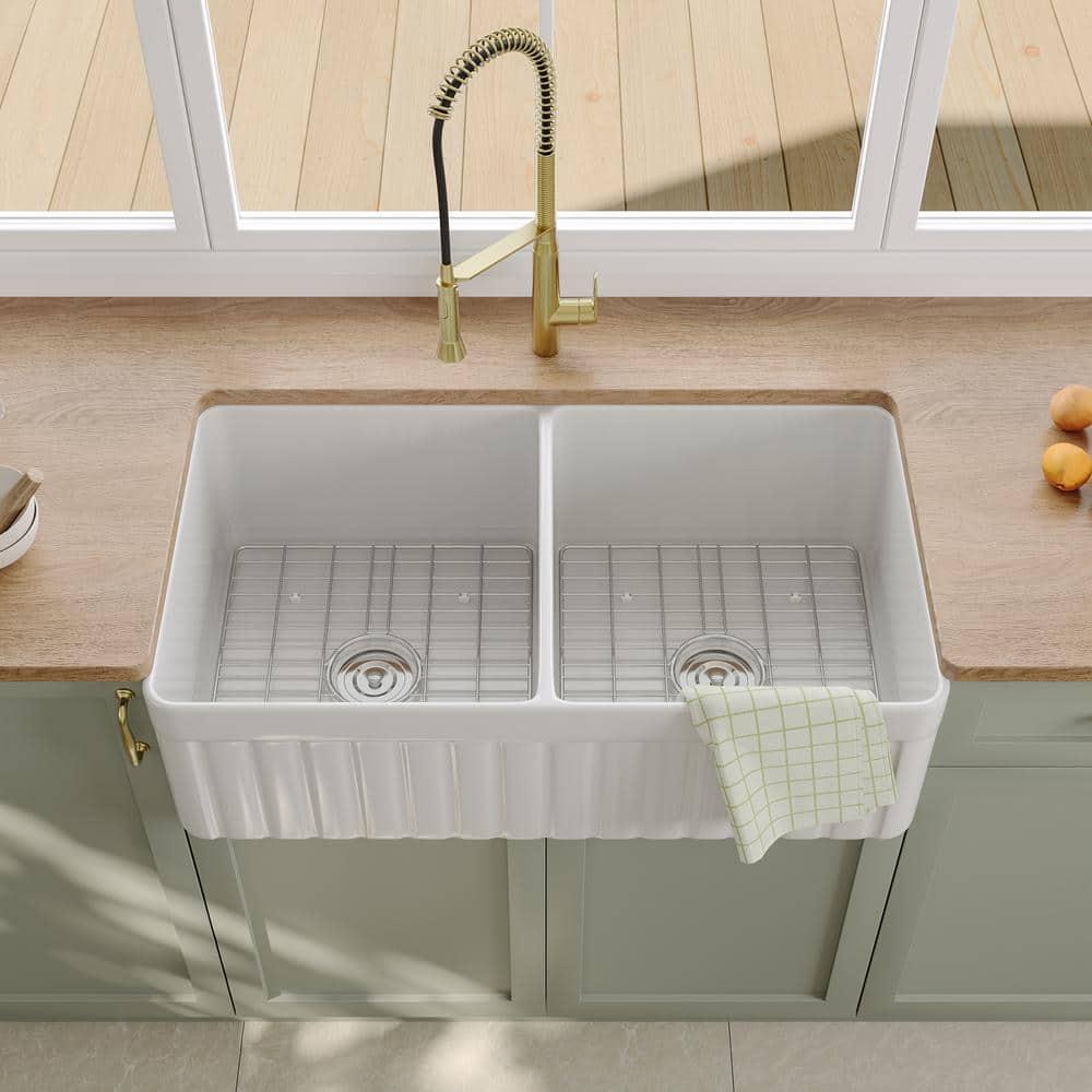 Nova 33" L x 18" W Double Bowl Fireclay Farmhouse Kitchen Sink with Sink Grid and Basket Strainer