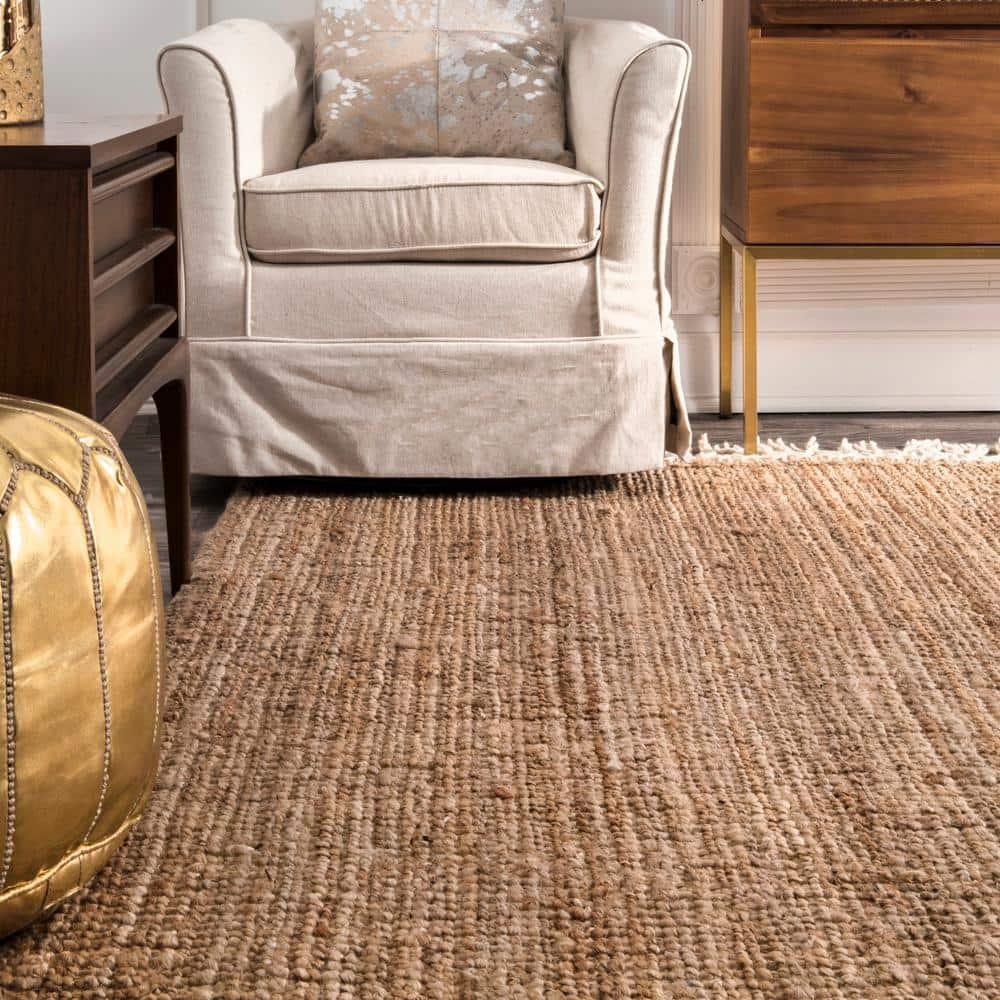 nuLOOM Raleigh Farmhouse Jute Tasseled Area Rug, Runner 2' 6" x 6', Natural