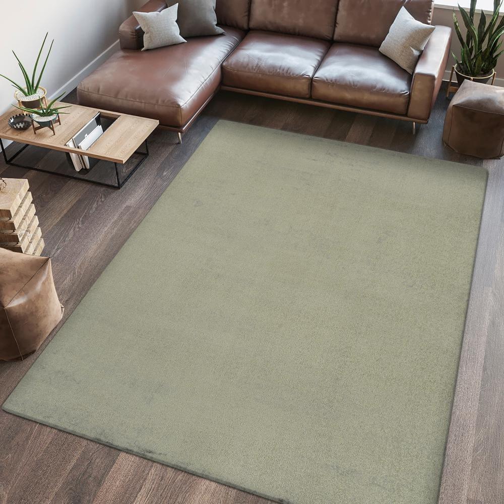 JONATHAN Y Twyla Classic Solid Low-Pile Machine-Washable Sage Green 5 ft. x 8 ft. Area Rug