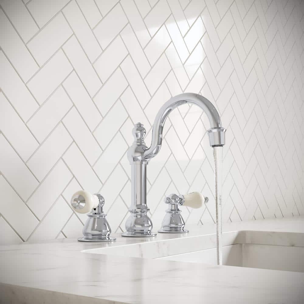 Vintage Widespread 2-handle Bathroom Faucet with Drain Assembly