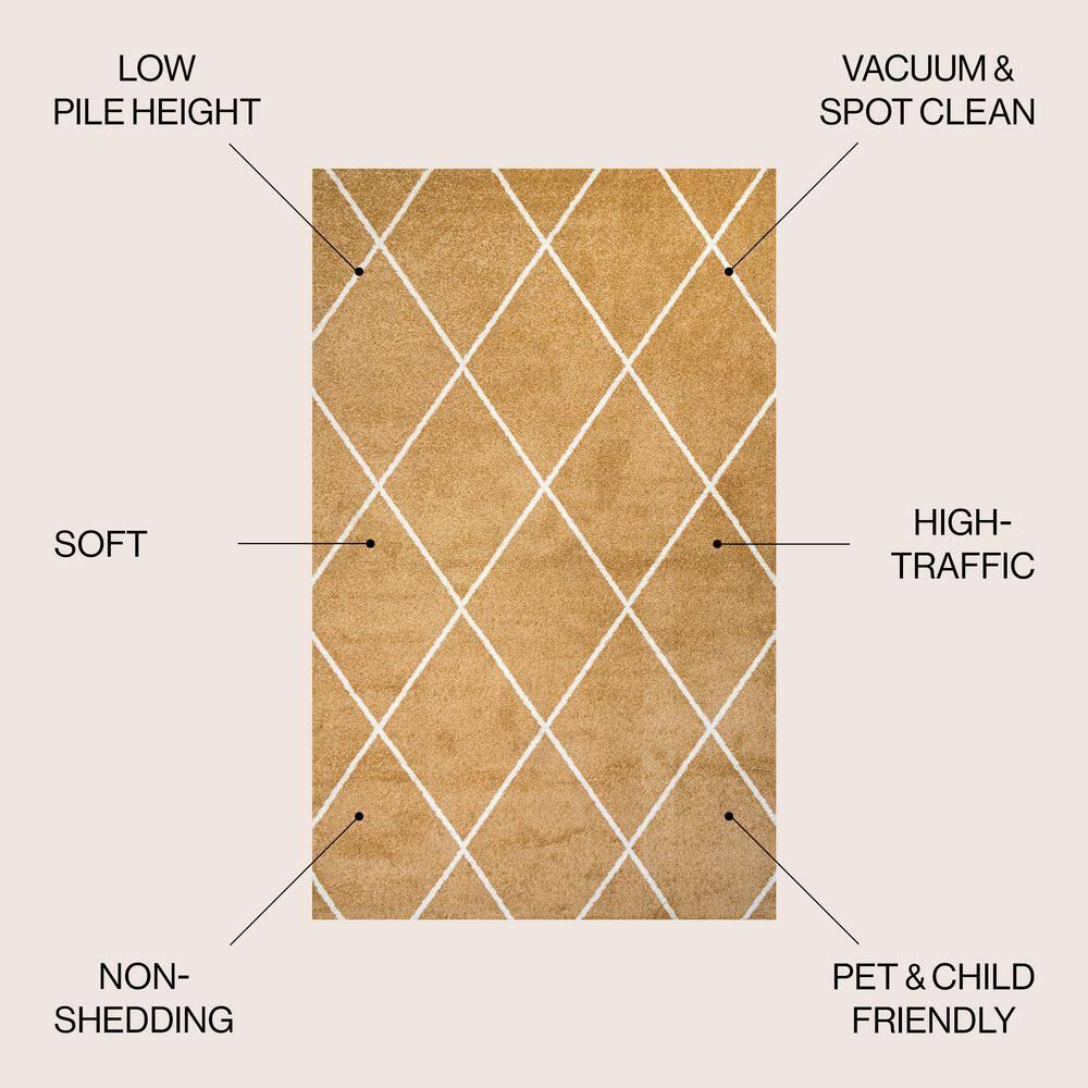 8'x10'  Cole Minimalist Diamond Trellis Area Rug, Gold/White - JONATHAN Y