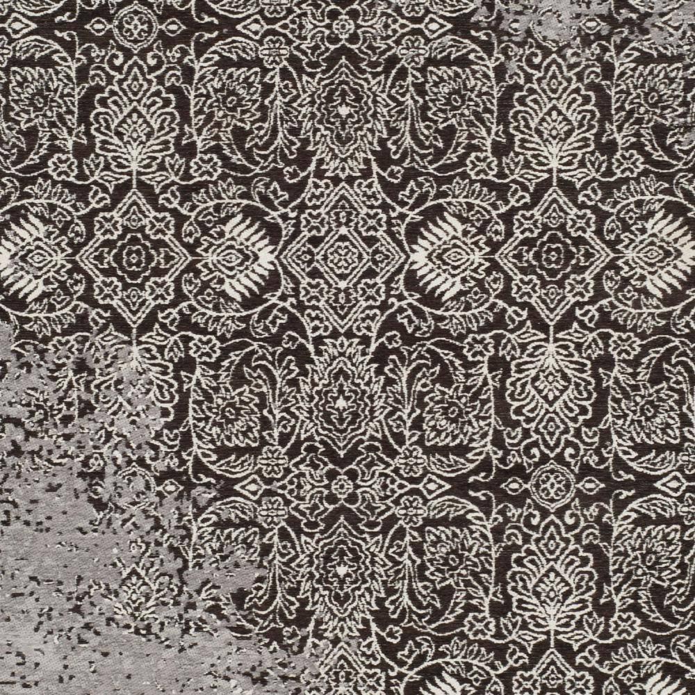 Classic Vintage CLV224 Loomed Indoor Area Rug - Silver/Brown - 4'x6' - Safavieh