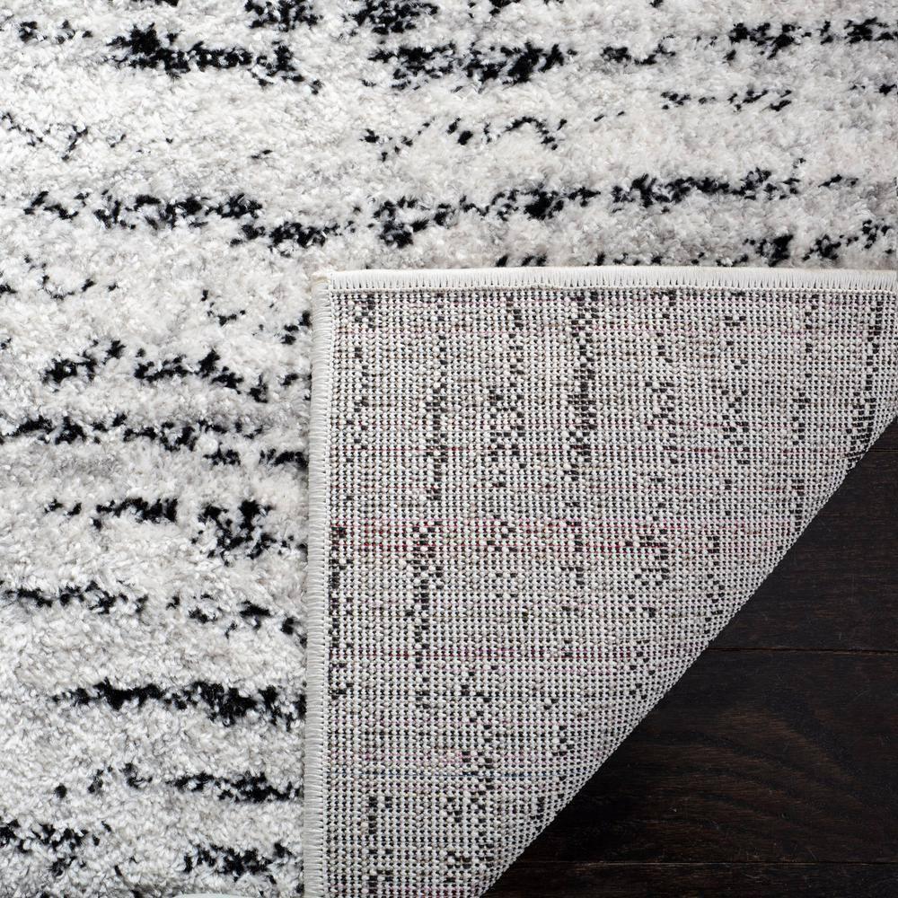 Adirondack ADR117 Machine Made Indoor Runner - Ivory/Silver - 2'-6"x22' - Safavieh