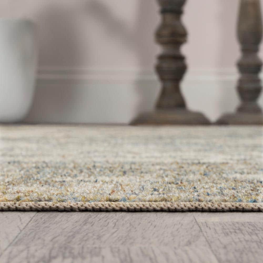 JONATHAN Y Pavel Distressed Medallion Low-Pile Machine-Washable Blue/Cream 4 ft. x 6 ft. Area Rug