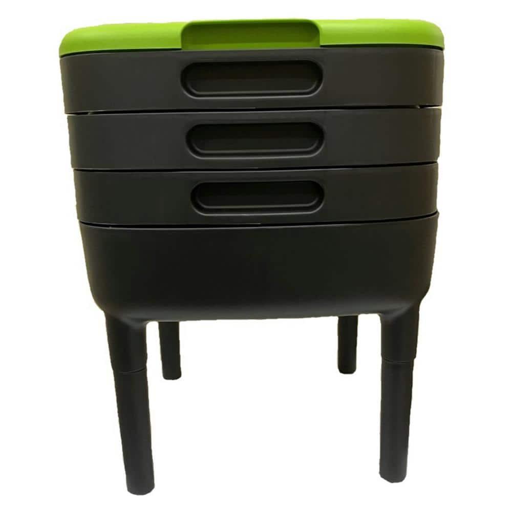 Riverstone Industries 6 Gallons Plastic Odor Resistant Worm Bin