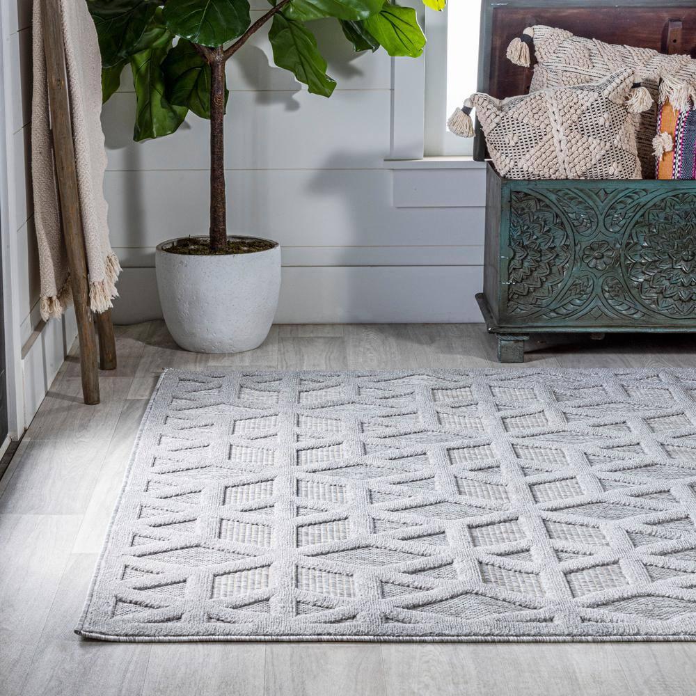 5'x8' Talaia Neutral Geometric Indoor/Outdoor Area Rug, Light Gray - JONATHAN Y