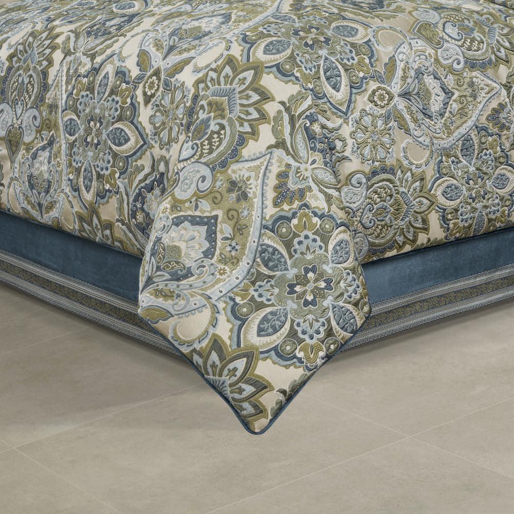 Anzalone Comforter Set