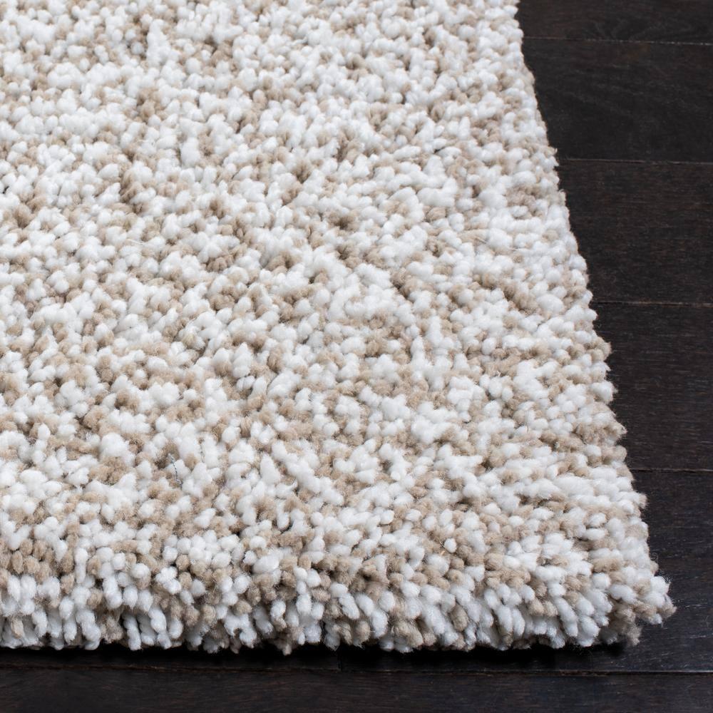 Ultimate Shag SGU211 Hand Tufted Indoor Area Rug - Sand/Ivory - 4'x6' - Safavieh.