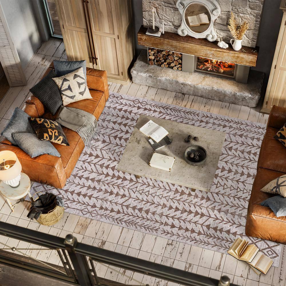 3'x5' Tokay Bohemian Geometric Indoor/Outdoor Area Rug, Beige/Brown - JONATHAN Y