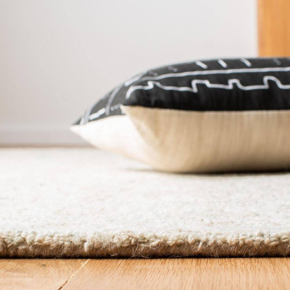 Micro-Loop MLP950 Hand Tufted Indoor Runner Rug - Ivory/Light Green - 2'3"x7' - Safavieh
