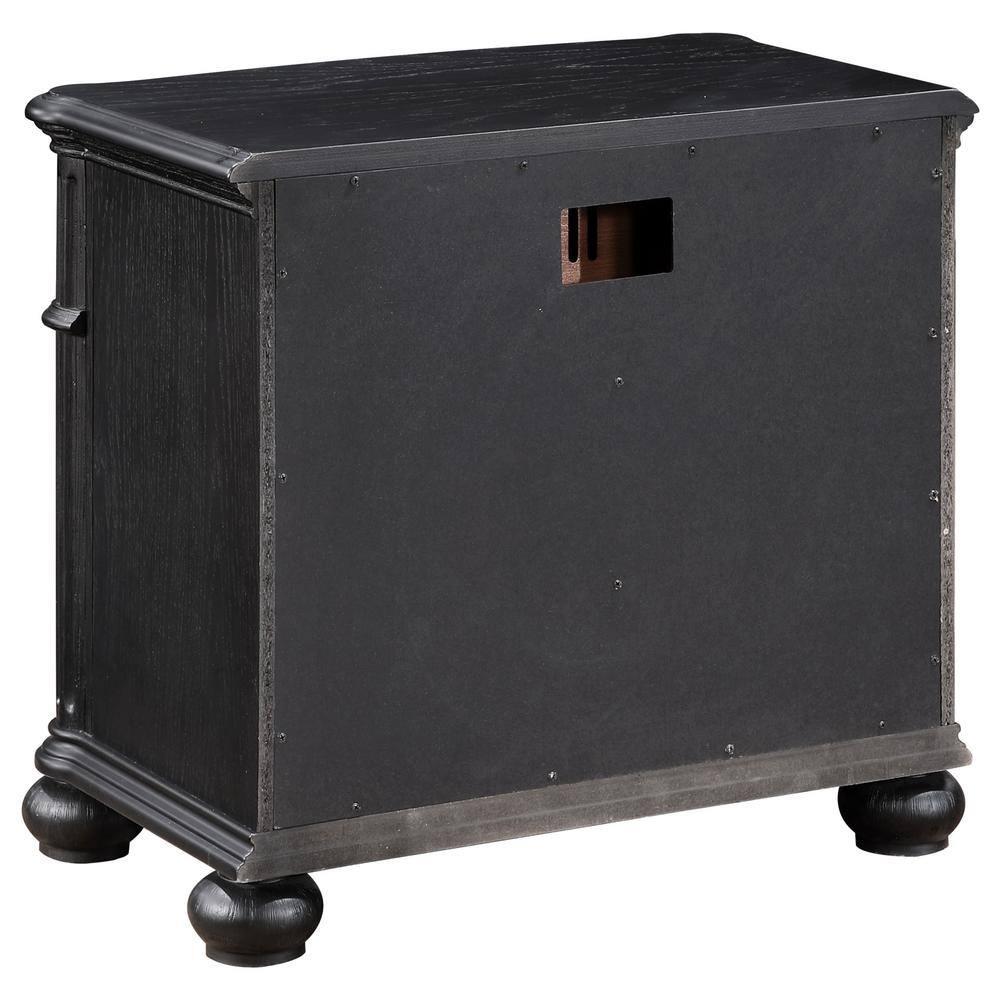 Coaster Celina Traditional 3-drawer Wood Nightstand Bedside Table Black