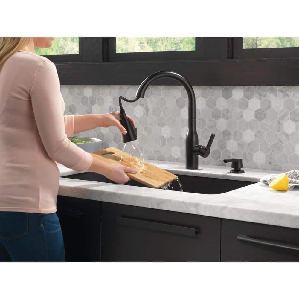 Marca Single-Handle Pull-Down Sprayer Kitchen Faucet with ShieldSpray Technology in Matte Black