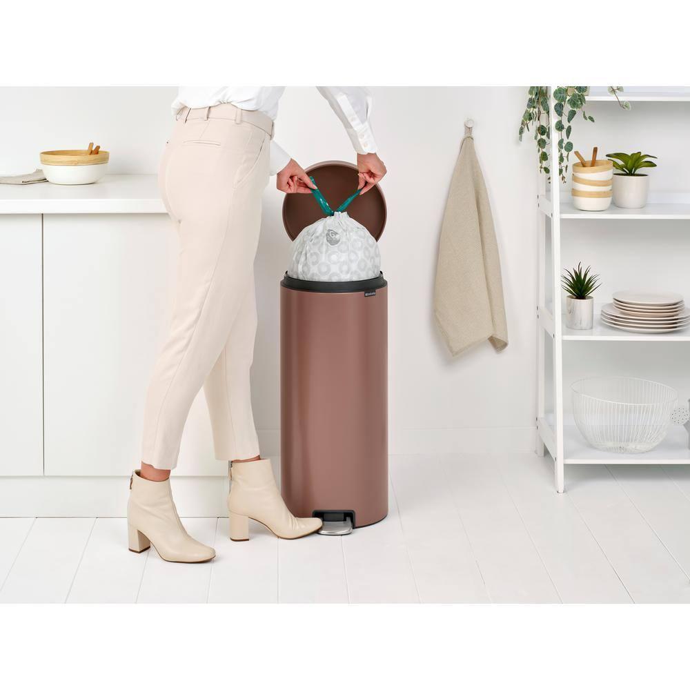 Brabantia NewIcon Step On Trash Can, 8 Gallon (30 Liter)
