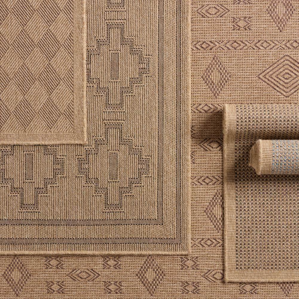 Tolkan Indoor / Outdoor Rug - Brown and Black / 5' x 8'