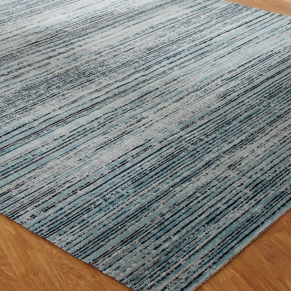 Aqua Strie 2 ft. x 3 ft. Indoor/Outdoor Area Rug