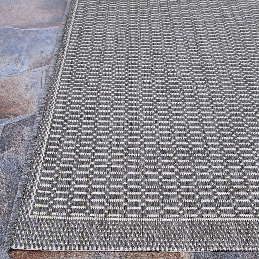 Couristan Recife Saddle Stitch Indoor /Outdoor Area Rug, Grey- White, 5'10" x 9'2"