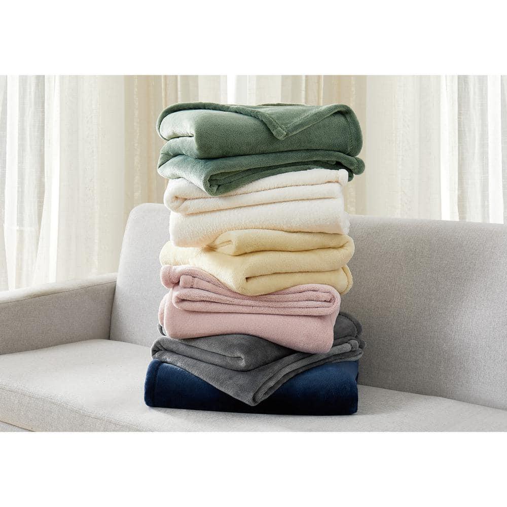 Cannon Cannon Solid Plush Throw Blanket