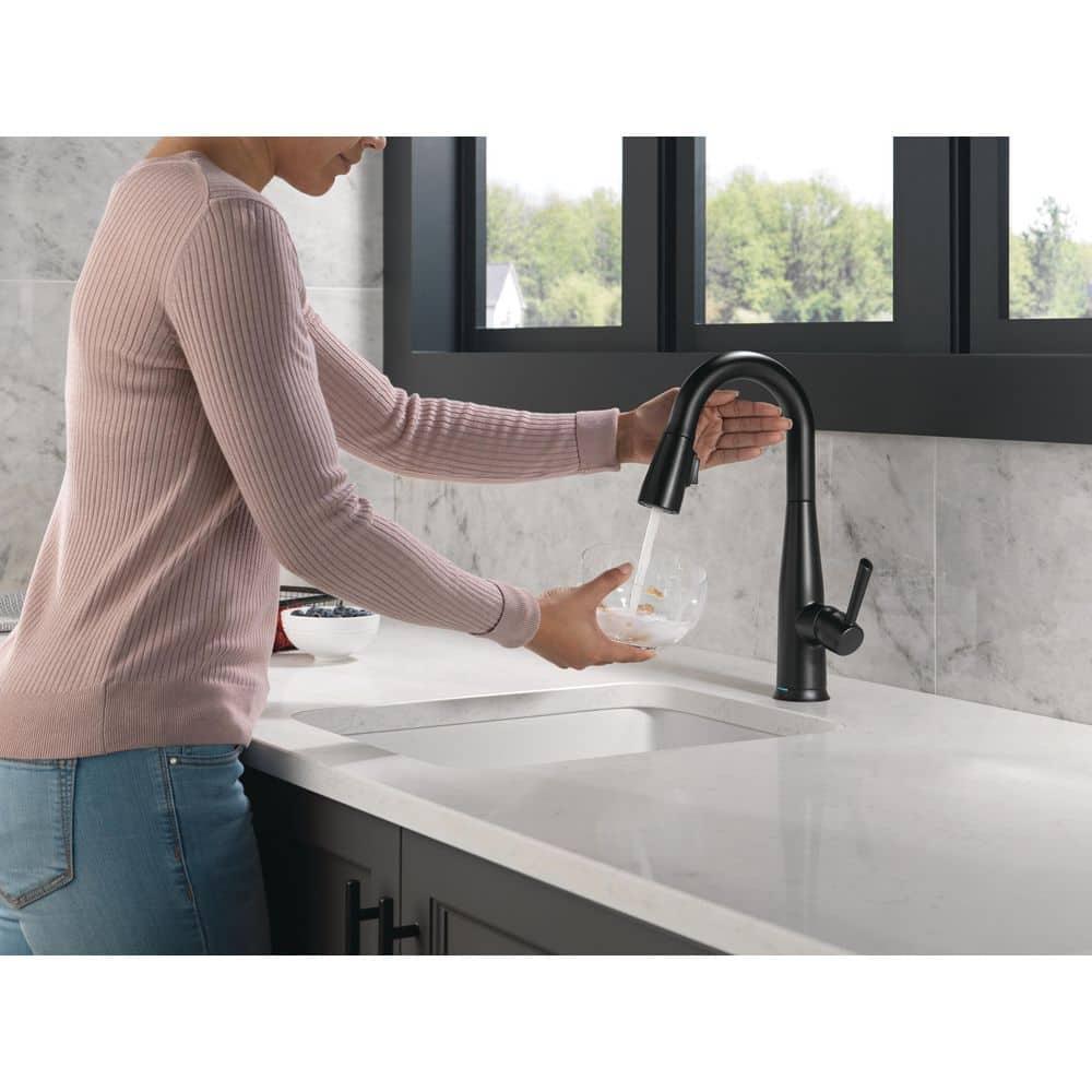 Essa Pull Down Sprayer Bar Faucet, Single Handle Prep Sink Faucet