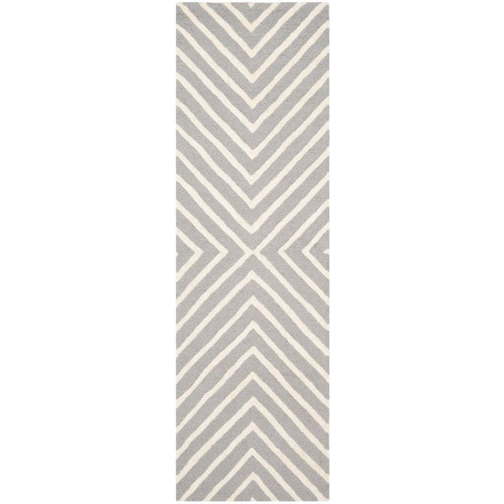 Cambridge CAM129 Hand Tufted Area Rug  - Safavieh