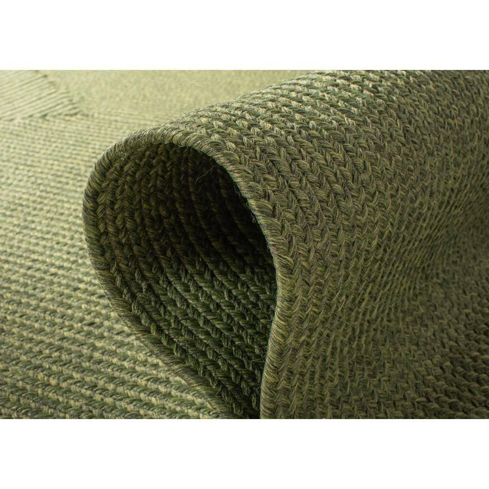 Braided BRD315 Hand Woven Area Rug - Green - 4'x4' - Safavieh.