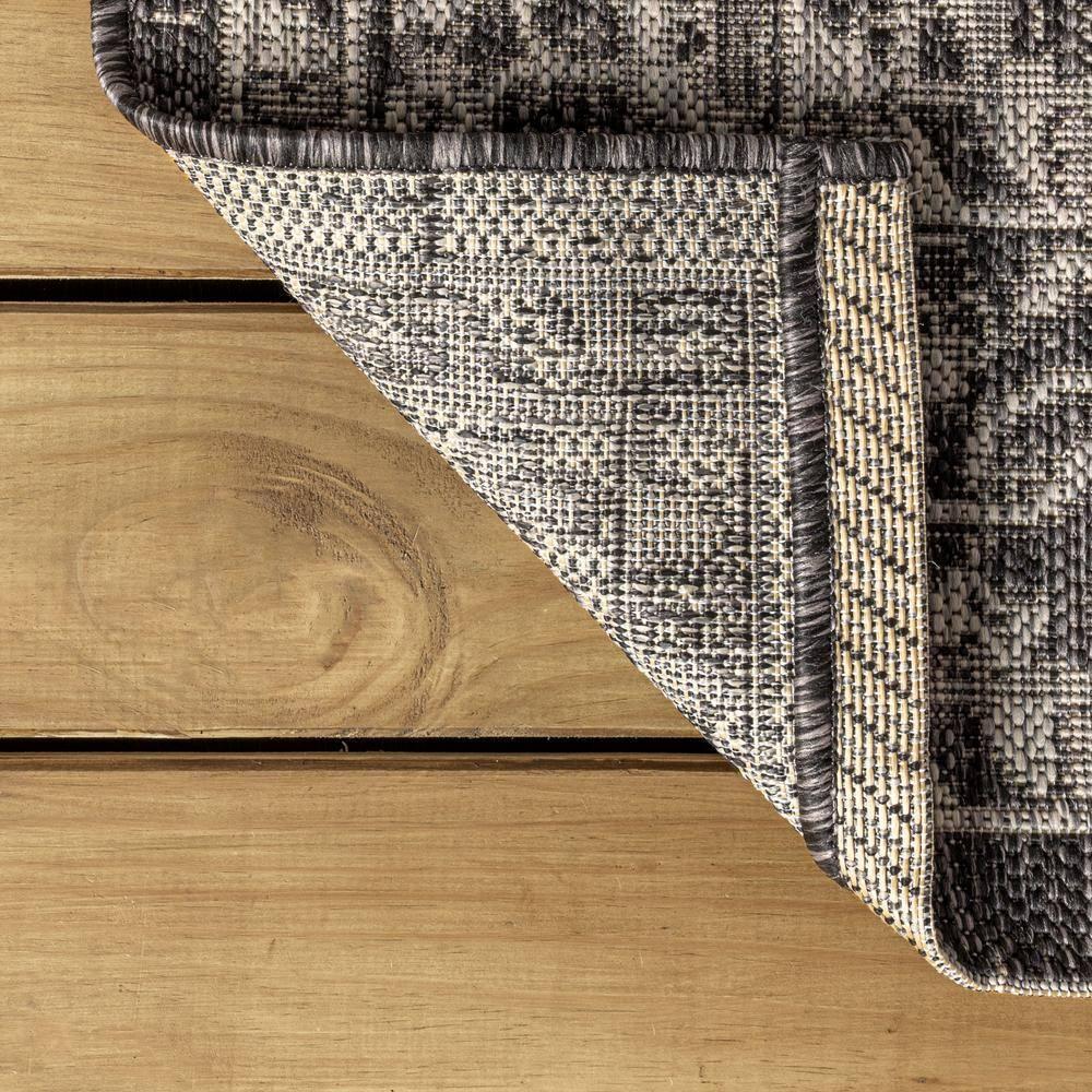4'x6' Palazzo Vine and Border Textured Weave Indoor/Outdoor Area Rug, Black/Gray - JONATHAN Y