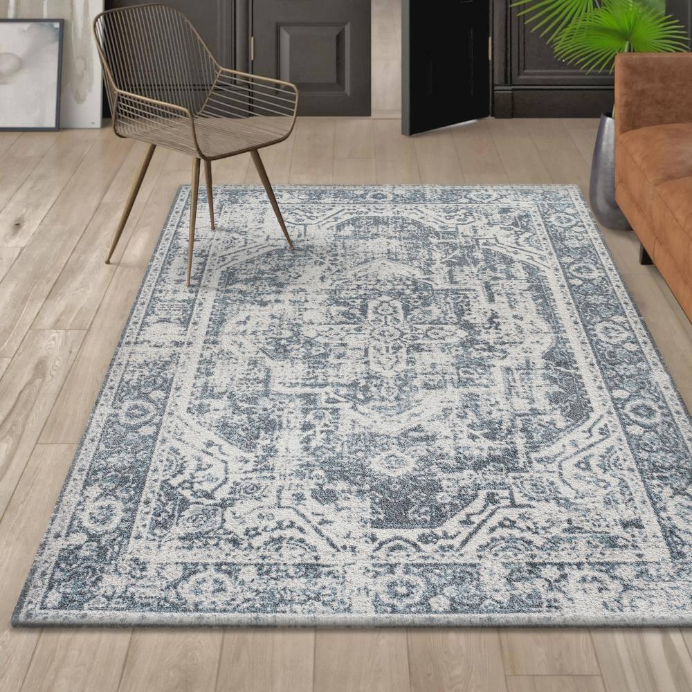 JONATHAN Y Keesha Bold Distressed Medallion Low-Pile Machine-Washable Cream/Blue 3 ft. x 5 ft. Area Rug