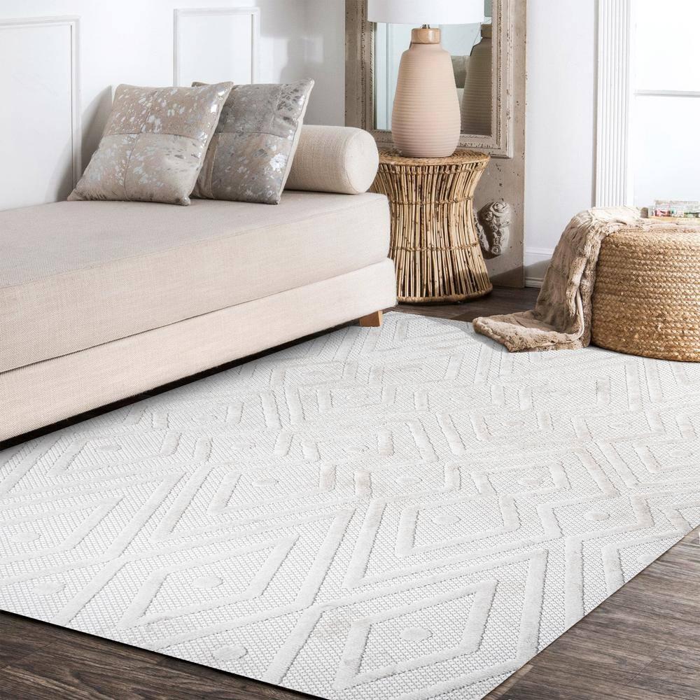 5'x8' Balansat Moroccan Diamond Indoor/Outdoor Area Rug, Ivory - JONATHAN Y