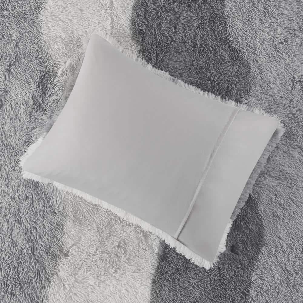 Intelligent Design 3pc Full/Queen Rachel Ombre Shaggy Faux Fur Comforter Set Gray: Hypoallergenic, Contemporary Style