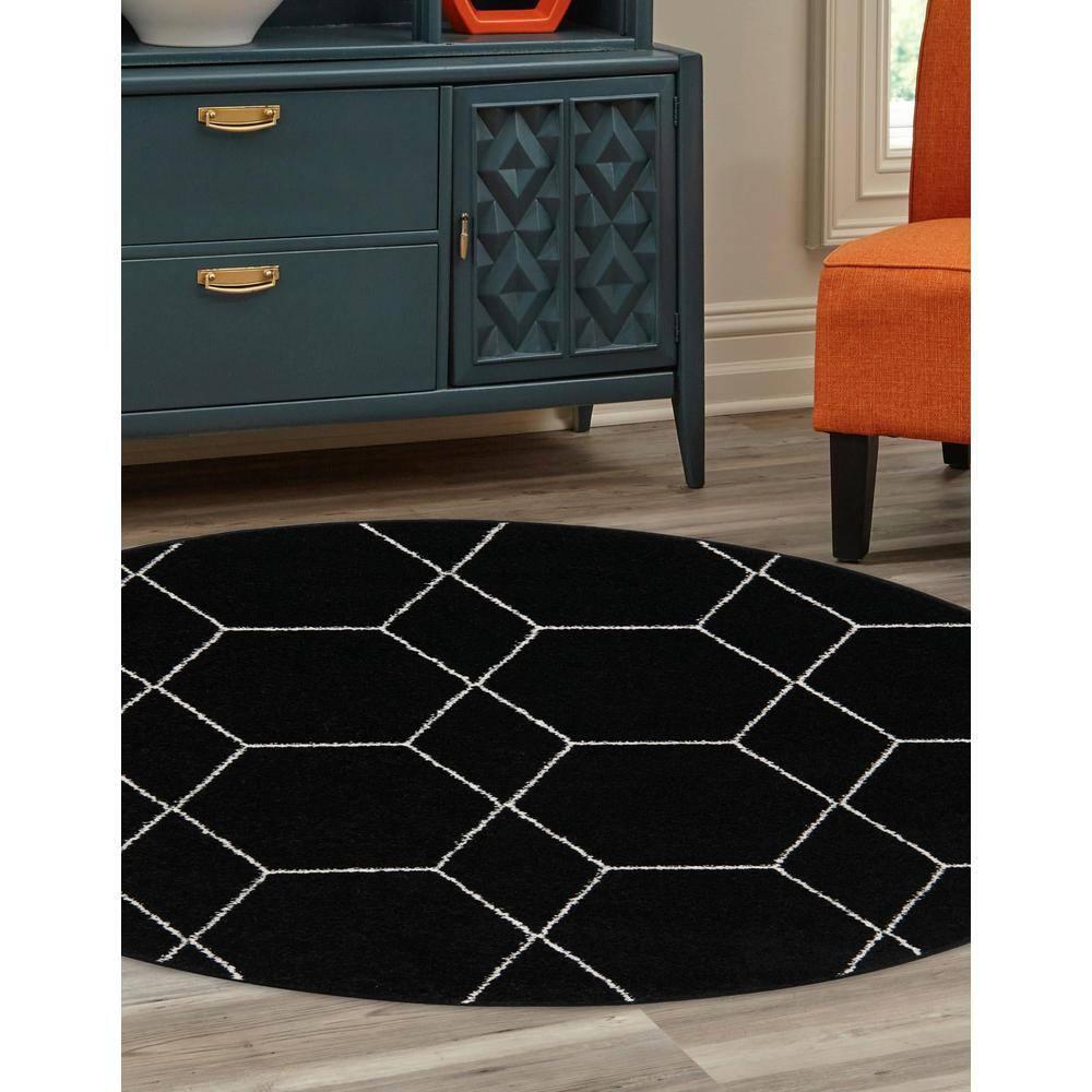 Unique Loom 5' 0 x 5' 0 Trellis Frieze Black Area Rug