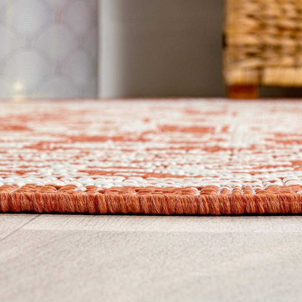 9' x 12' Sinjuri Medallion Textured Weave Indoor/Outdoor Area Rug, Orange/Cream - JONATHAN Y