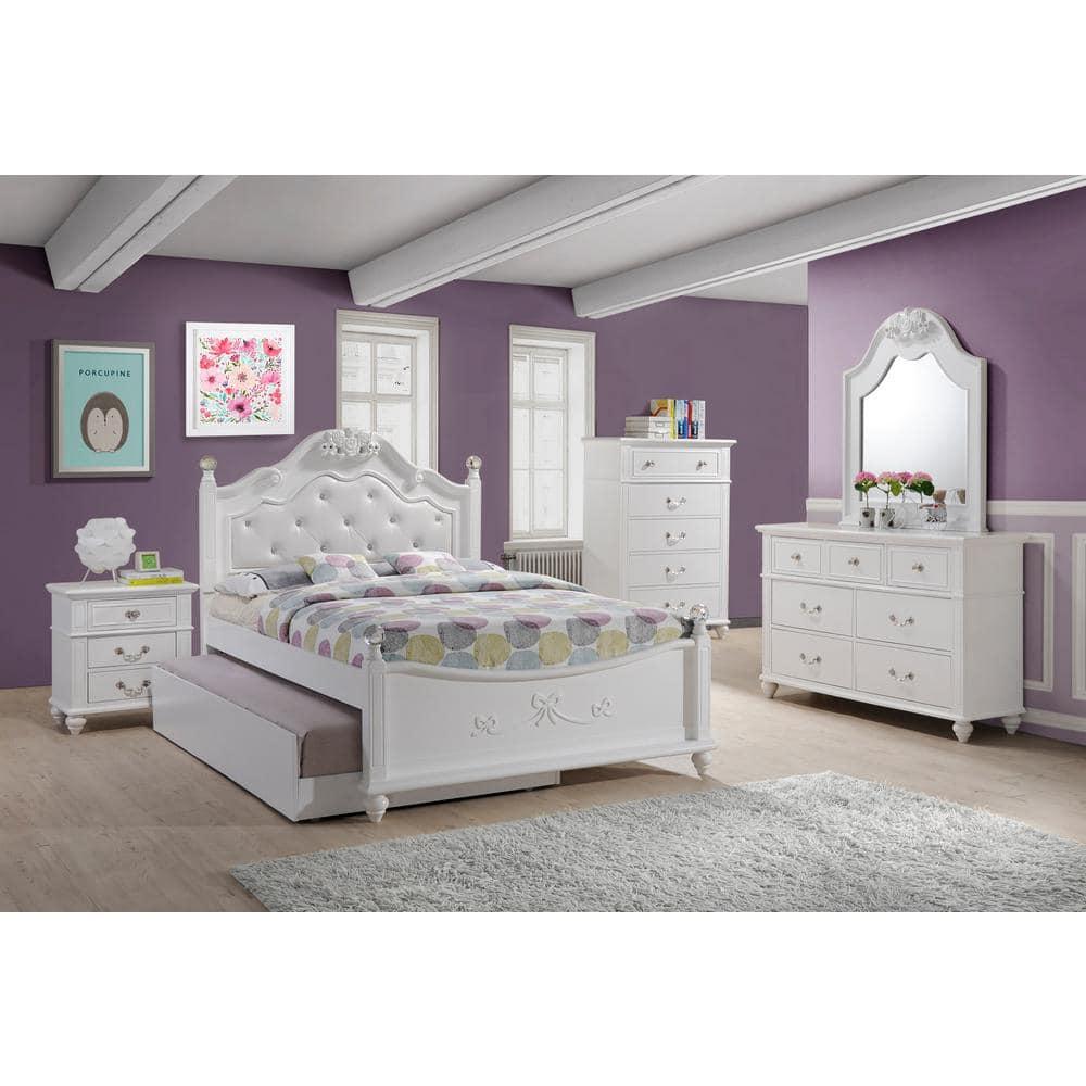 Picket House Furnishings Annie Dresser White: 5-Drawer Horizontal Storage, Wood Frame, Metal Glides