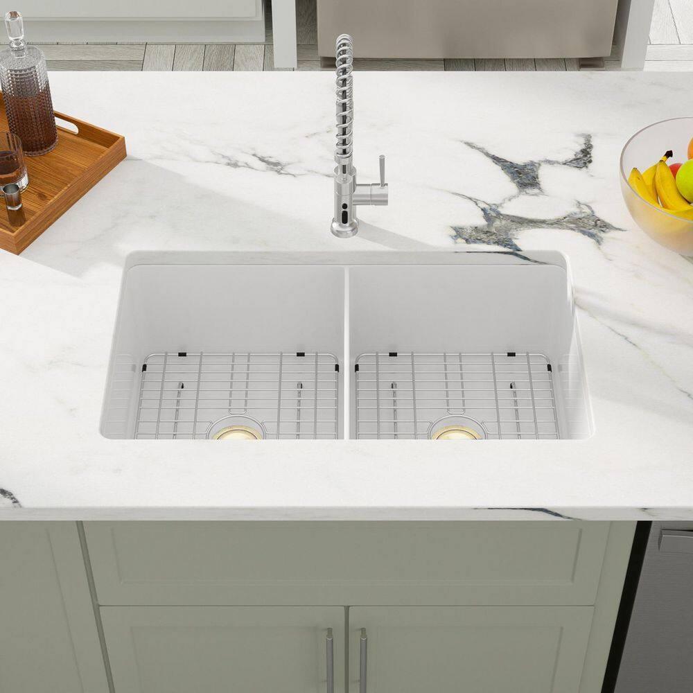 Sarlai 32'' L x 19" W White Ceramic 50/50 Double Basin Drop-In/Undermount Kitchen Sink with Sink Grids S-CSU3219-55