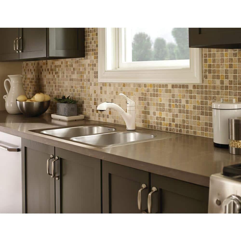 MOEN Renzo Spot Resist Stainless 9 in. H Pull Out Sprayer Kitchen Faucet with 360° Spout Swivel and PowerClean