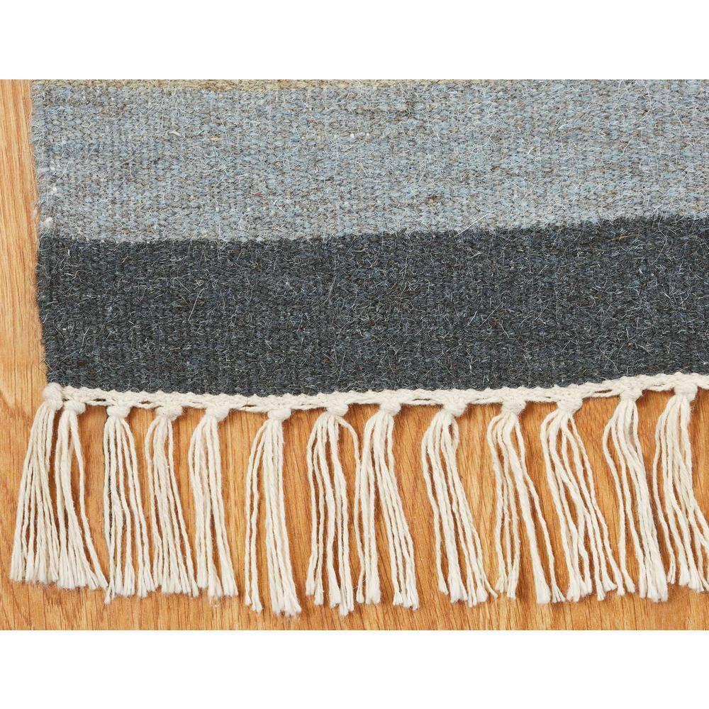 Chesapeake Lori Collection Denim Hand Woven Area Rug ( 5'x7')