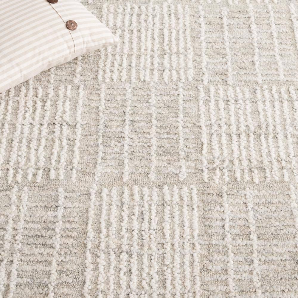 Abstract ABT275 Handmade Tufted Area Rug - Grey/Ivory - 4'-0" x 6'-0" - Safavieh