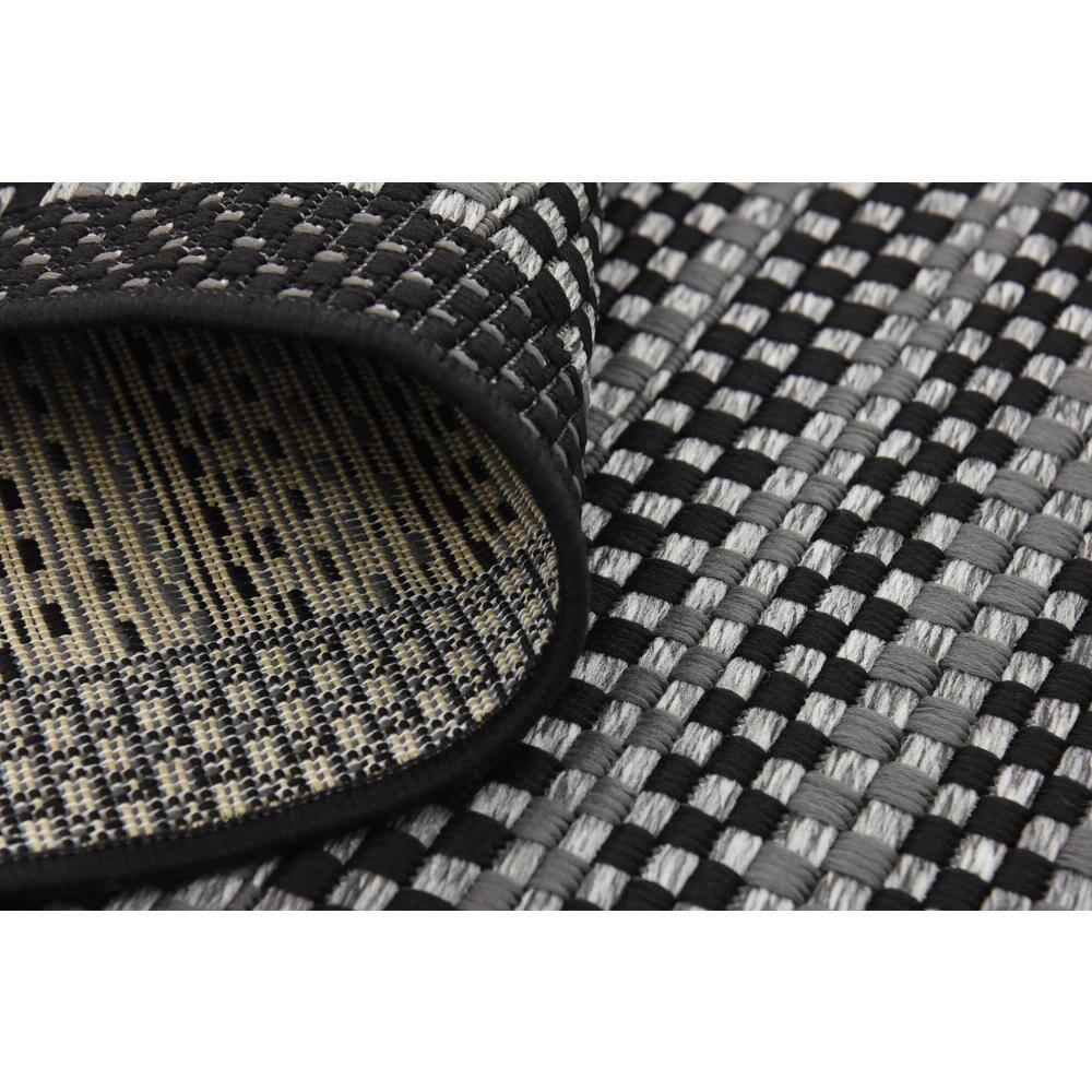 Unique Loom 6' 0 x 9' 0 Gray Outdoor Border Checkered Area Rug
